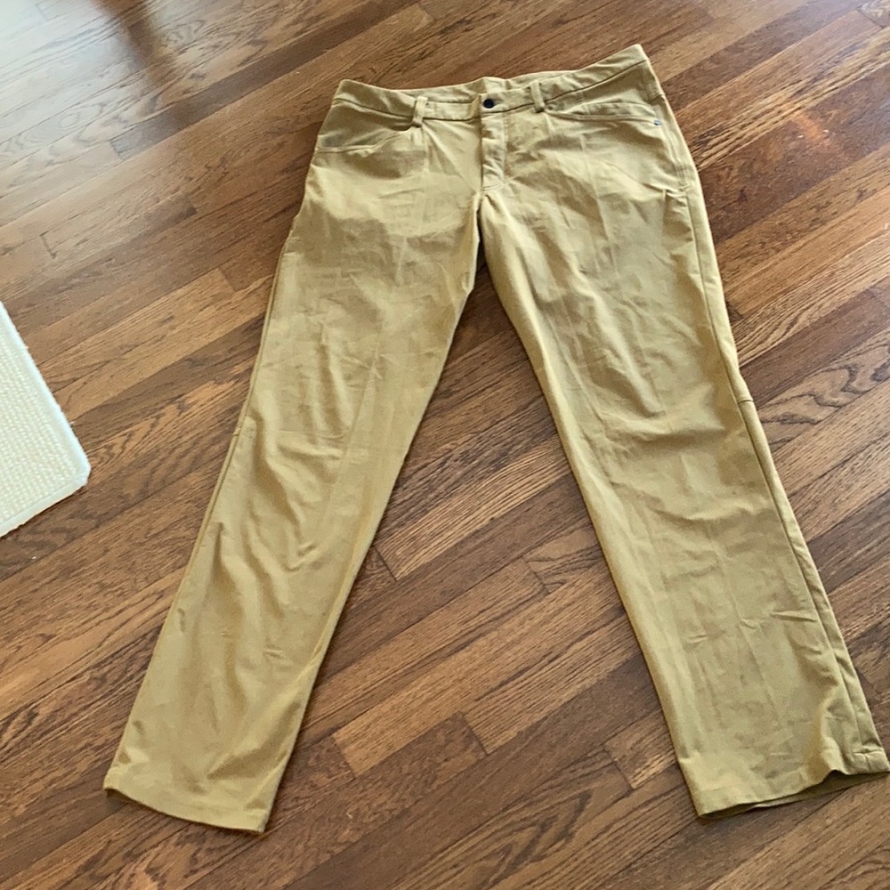Lululemon men’s pants